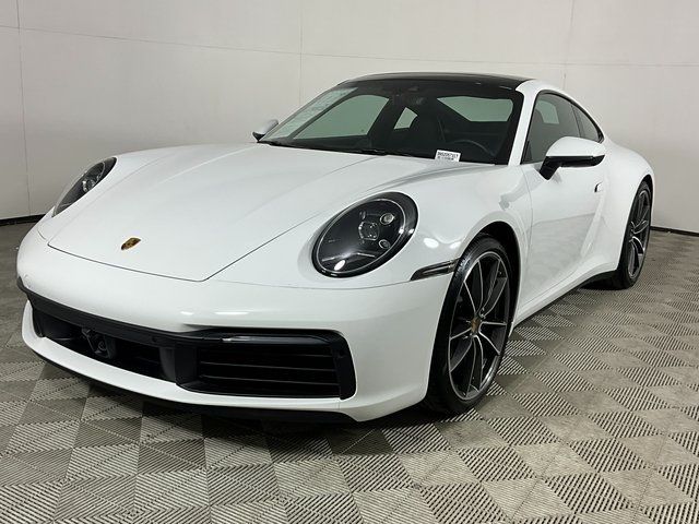 2022 Porsche 911 Carrera