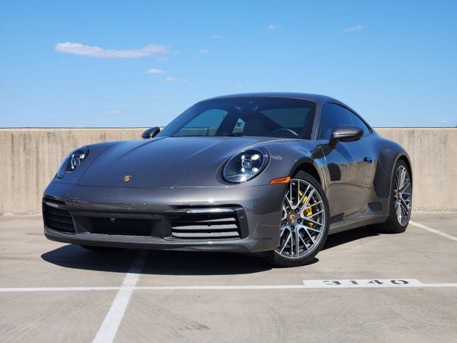 2022 Porsche 911 Carrera