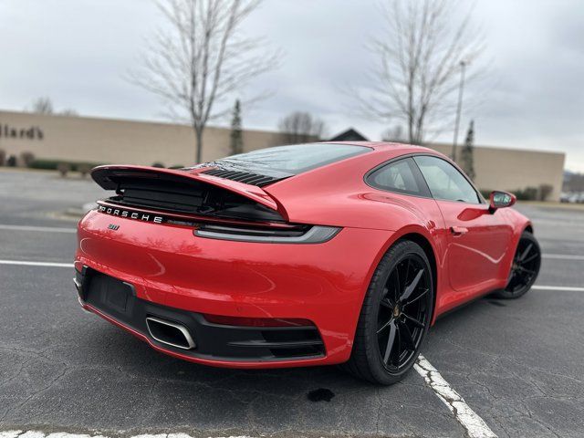 2022 Porsche 911 Carrera