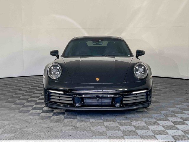 2022 Porsche 911 Carrera