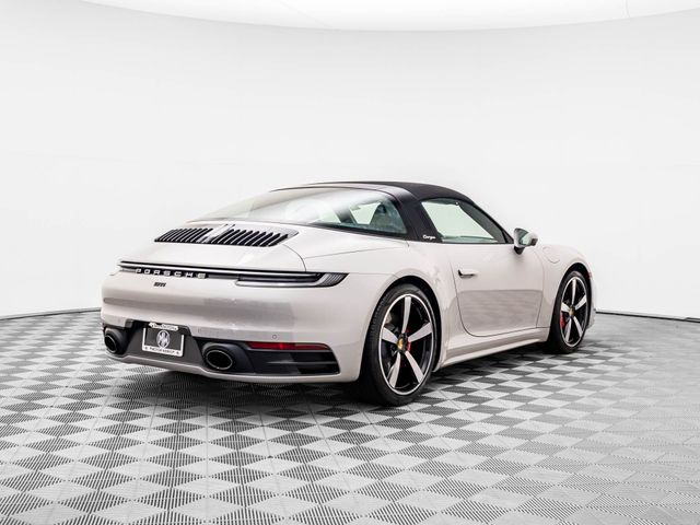 2022 Porsche 911 4S