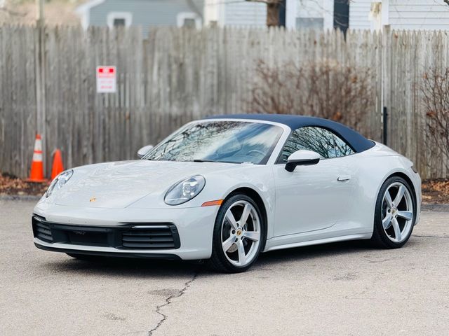 2022 Porsche 911 Carrera