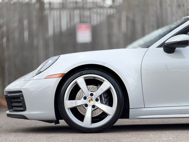 2022 Porsche 911 Carrera