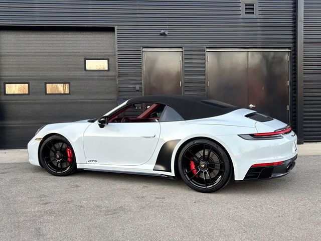 2022 Porsche 911 Carrera 4 GTS