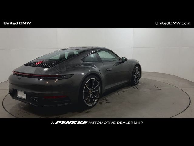 2022 Porsche 911 Carrera