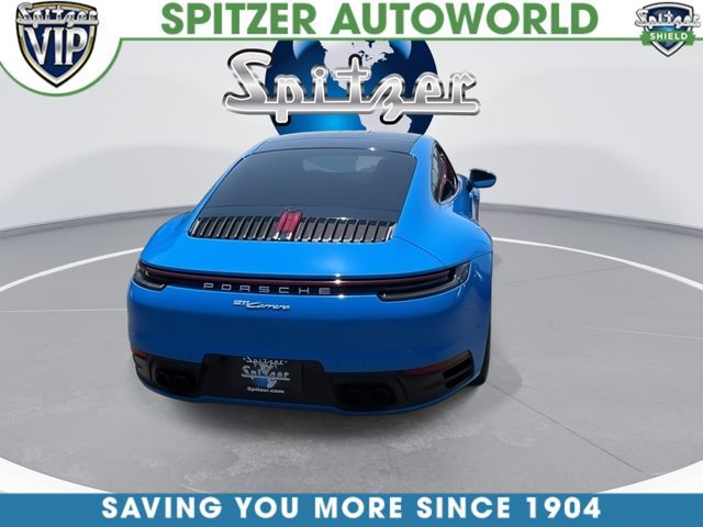 2022 Porsche 911 Carrera