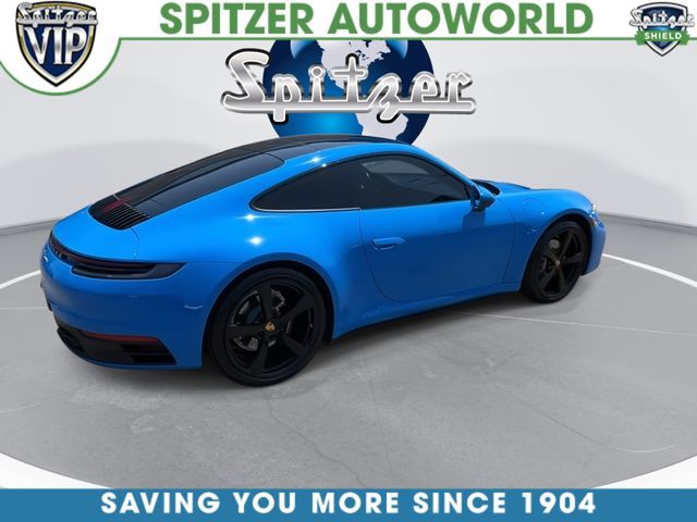 2022 Porsche 911 Carrera