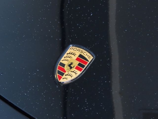 2022 Porsche 911 Carrera