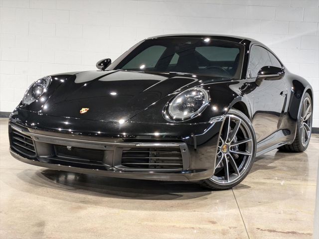 2022 Porsche 911 Carrera