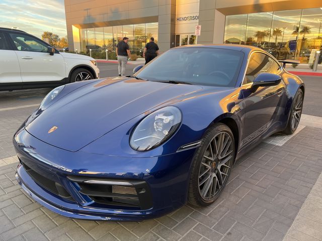 2022 Porsche 911 Carrera