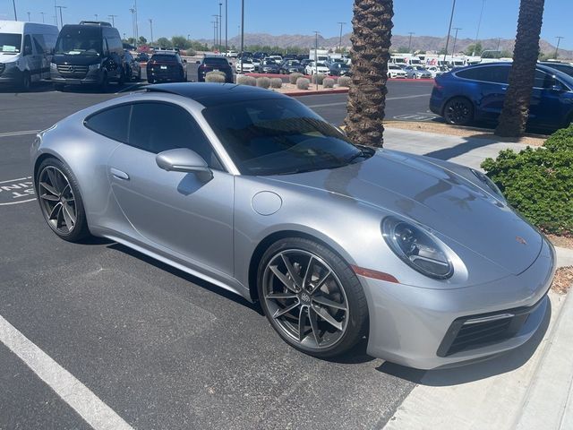 2022 Porsche 911 Carrera