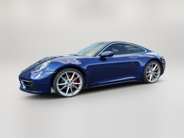 2022 Porsche 911 Carrera 4