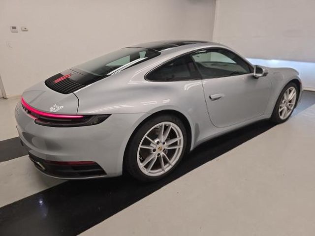 2022 Porsche 911 Carrera