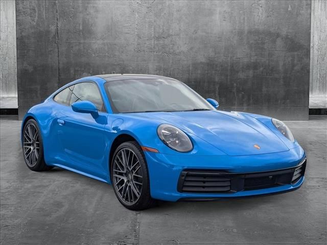 2022 Porsche 911 Carrera