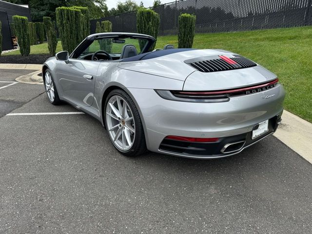 2022 Porsche 911 Carrera