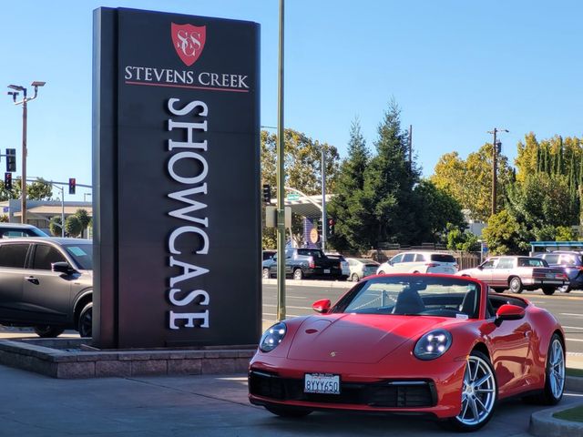 2022 Porsche 911 Carrera