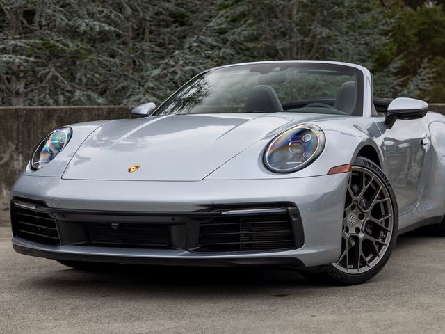 2022 Porsche 911 Carrera