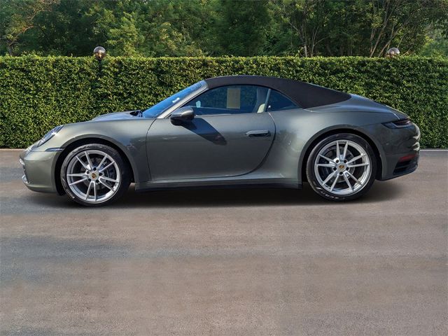 2022 Porsche 911 Carrera