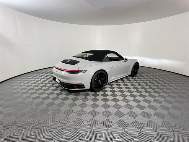 2022 Porsche 911 Carrera