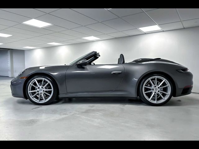 2022 Porsche 911 Carrera