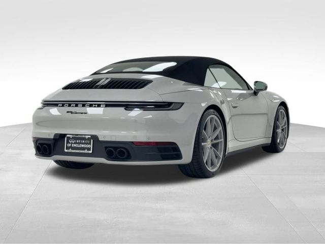 2022 Porsche 911 Carrera