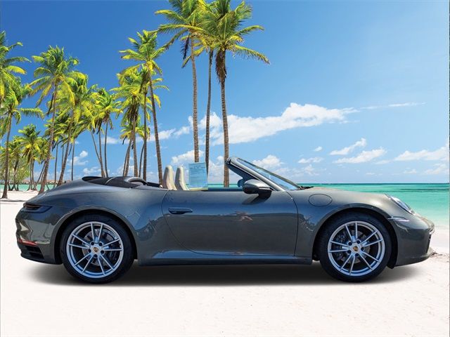 2022 Porsche 911 Carrera 4