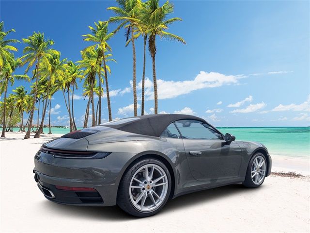 2022 Porsche 911 Carrera 4