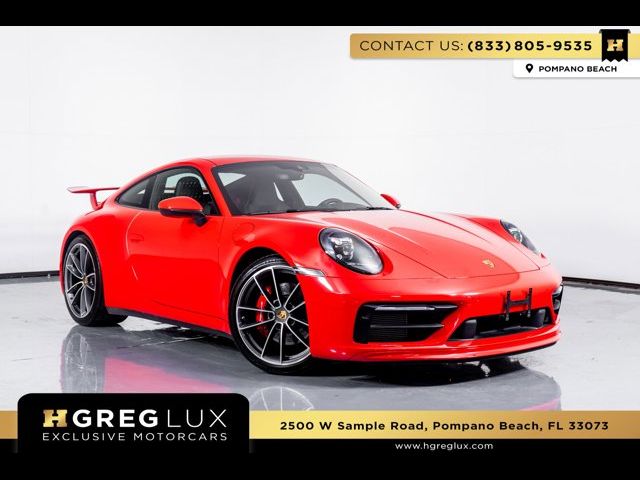 2022 Porsche 911 Carrera 4 GTS