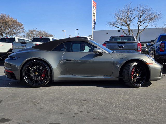 2022 Porsche 911 Carrera 4 GTS