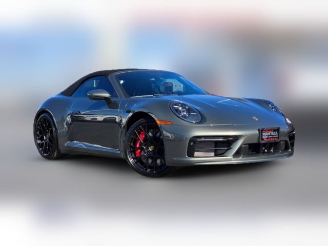 2022 Porsche 911 Carrera 4 GTS