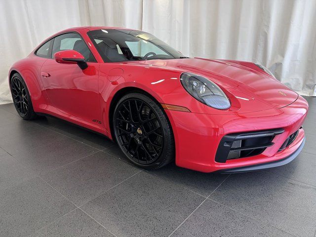 2022 Porsche 911 Carrera GTS