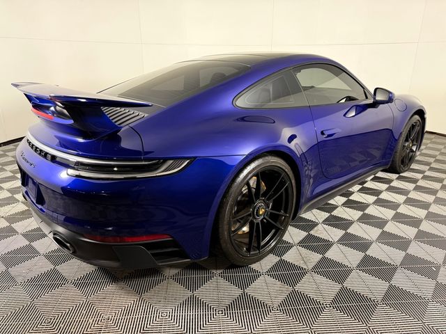 2022 Porsche 911 Carrera GTS