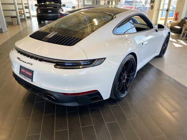 2022 Porsche 911 Carrera GTS