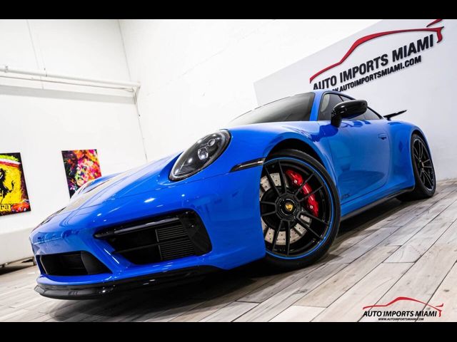 2022 Porsche 911 Carrera GTS