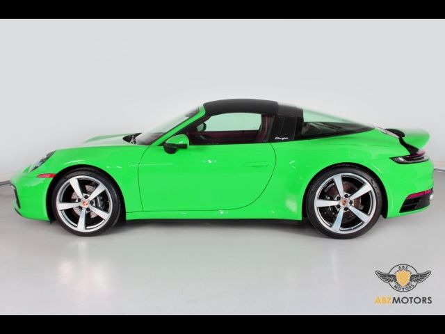 2022 Porsche 911 4