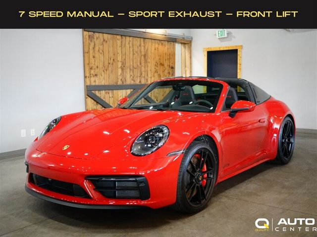 2022 Porsche 911 4 GTS