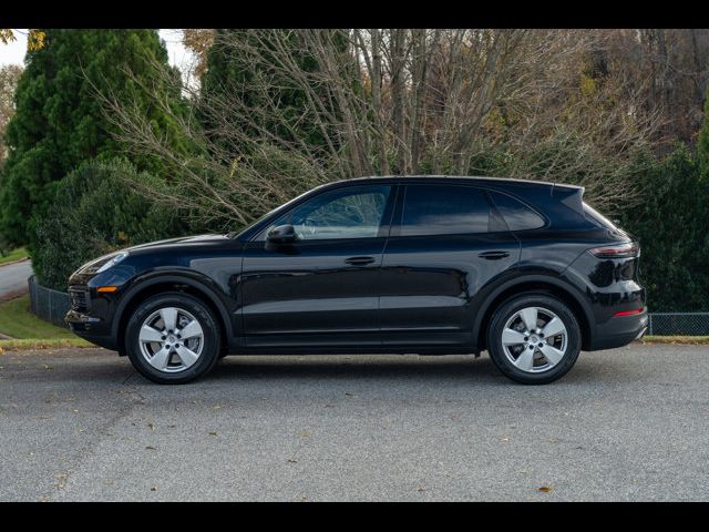 2022 Porsche Cayenne 