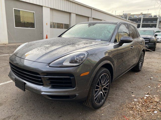 2022 Porsche Cayenne Base