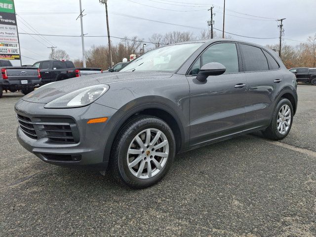 2022 Porsche Cayenne Base