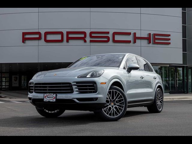 2022 Porsche Cayenne Base