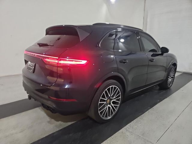 2022 Porsche Cayenne Platinum Edition