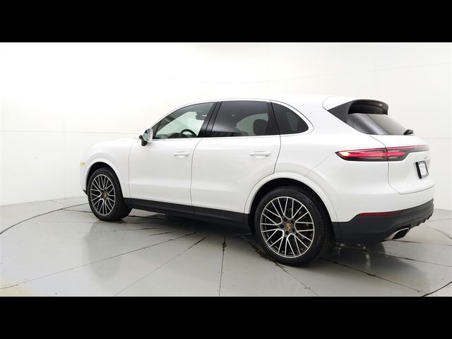 2022 Porsche Cayenne 