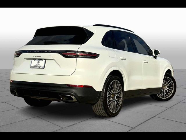 2022 Porsche Cayenne Base