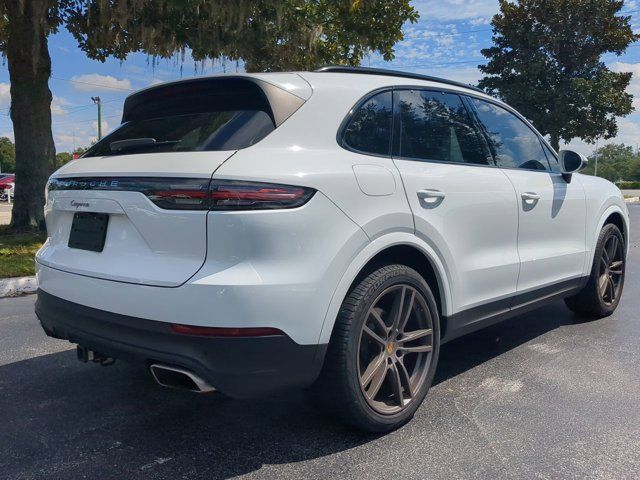 2022 Porsche Cayenne 