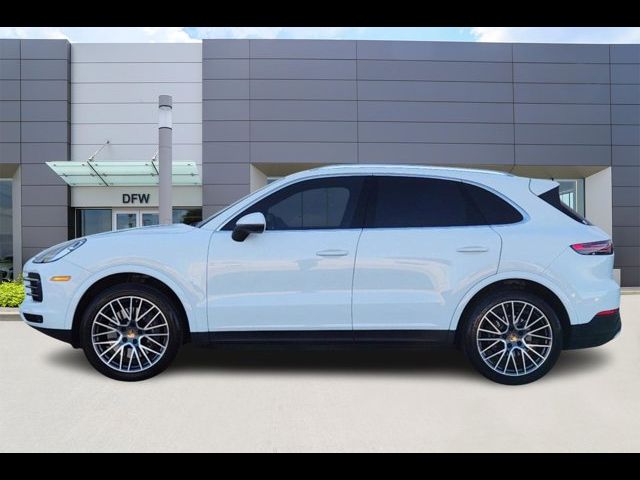 2022 Porsche Cayenne Base