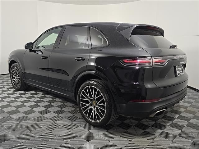 2022 Porsche Cayenne 