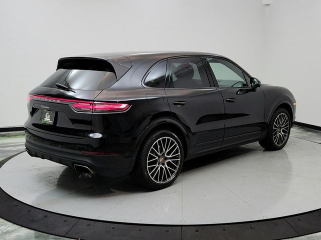 2022 Porsche Cayenne Base