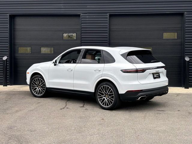 2022 Porsche Cayenne 