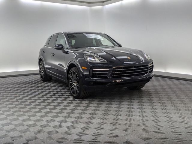 2022 Porsche Cayenne Base