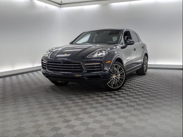 2022 Porsche Cayenne Base